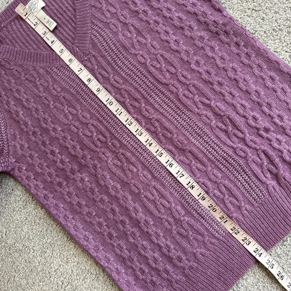NEW w/TAG St. John’s Bay V-Neck Cable/Mix Stitch Sweater Sz.M Bordeaux Rose $38 - Picture 5 of 10
